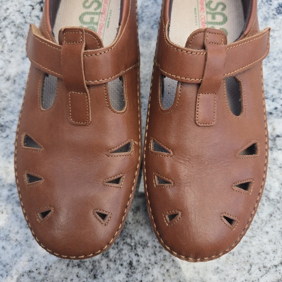 SAS Women's Roamer Slip On Loafer Chestnut Sz 9 Leather - Picture 14 of 16
